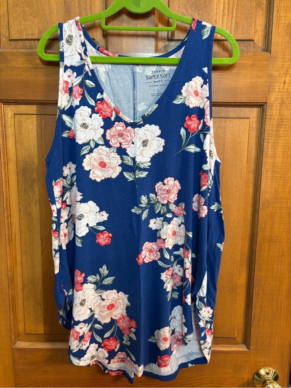 Torrid size 1 super soft jersey vneck tank in vivid blue and floral pinks tunic